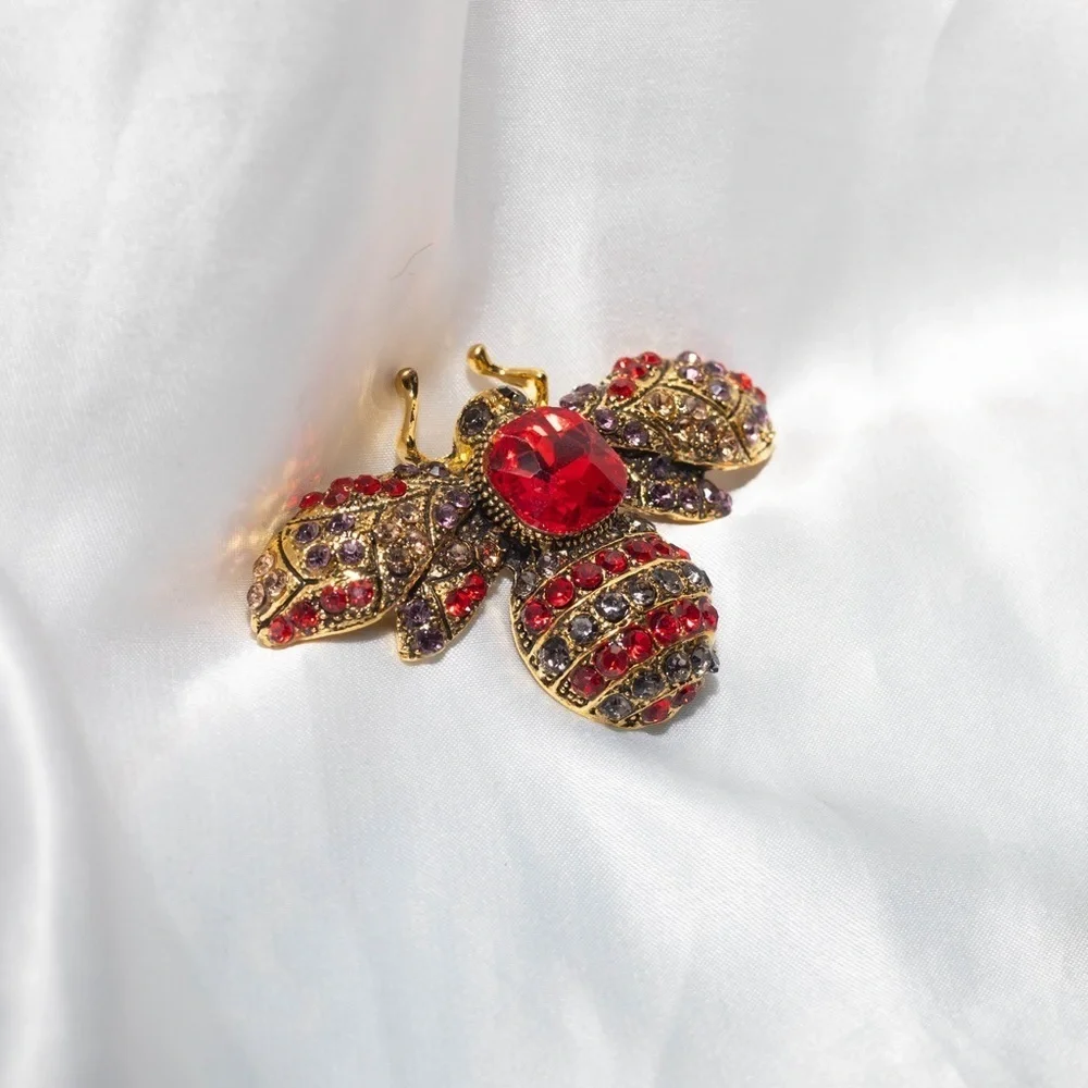 ✨Betsey Johnson Moira Red Crystal Moth Brooch